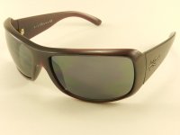 JR704-04 c.K79 - John Richmond